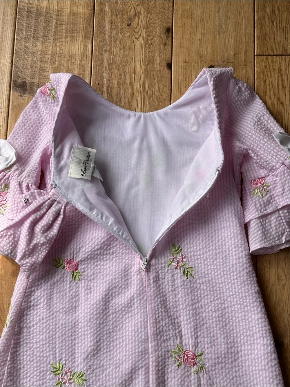 Rare Editions Pink Embroidered Seersucker Bell Sleeve Dress size 4T